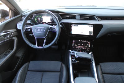 Audi e-tron Black Edition S-line quattro