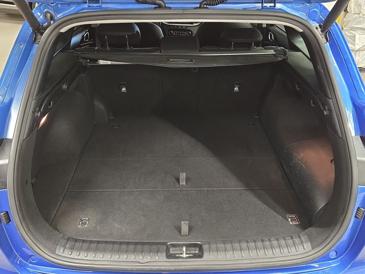 Kia Ceed PHEV Upgrade Intro SW DCT