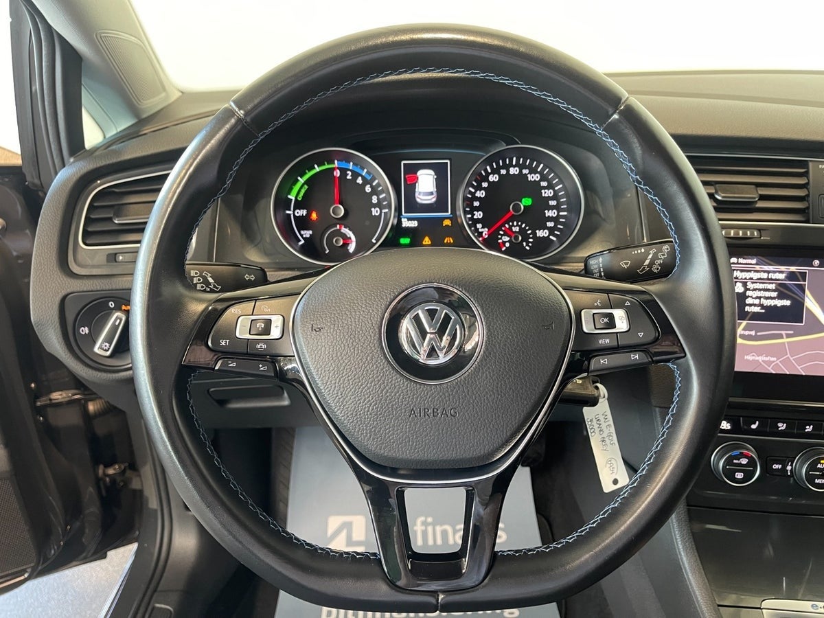 VW e-Golf VII 2021