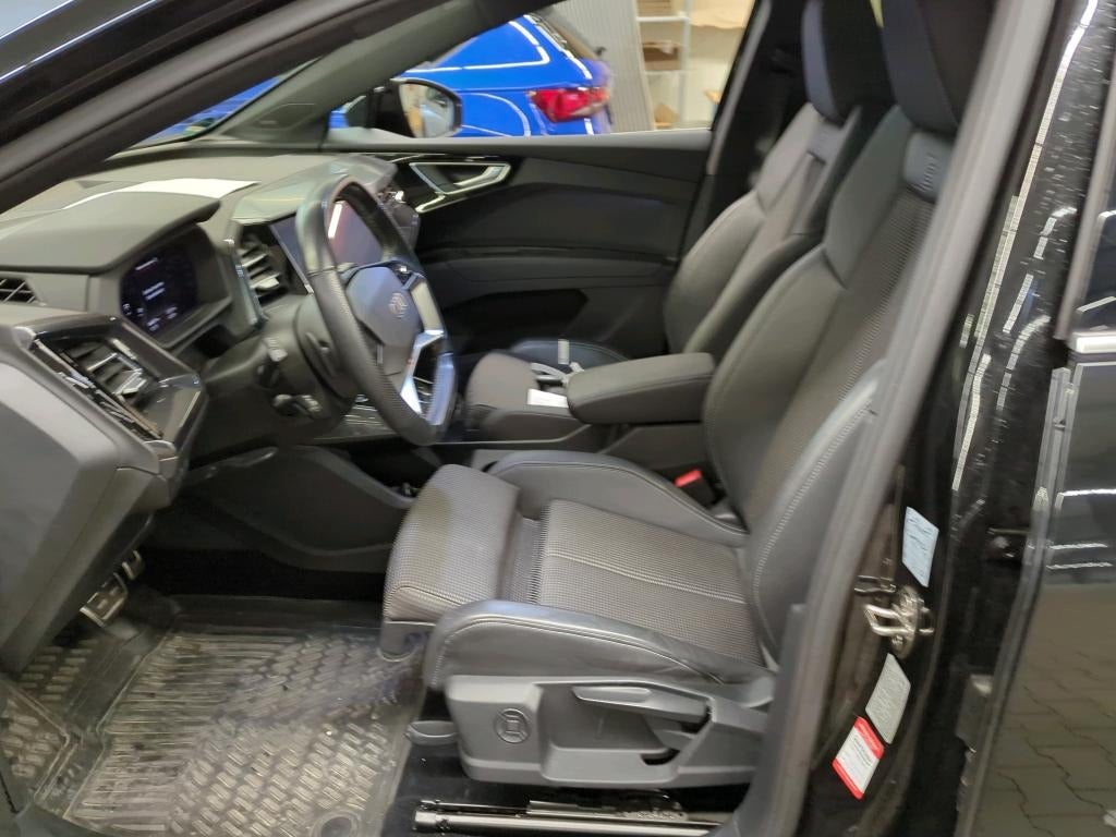 Audi Q4 e-tron S-line quattro