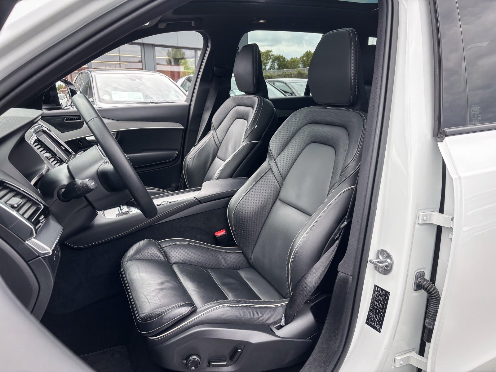 Billede af Volvo XC90 2,0 T8 ReCharge Ultimate Dark aut. AWD 7prs
