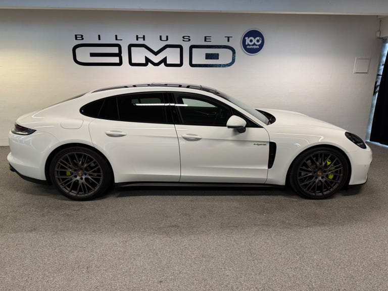 Porsche Panamera 4 E-Hybrid PDK