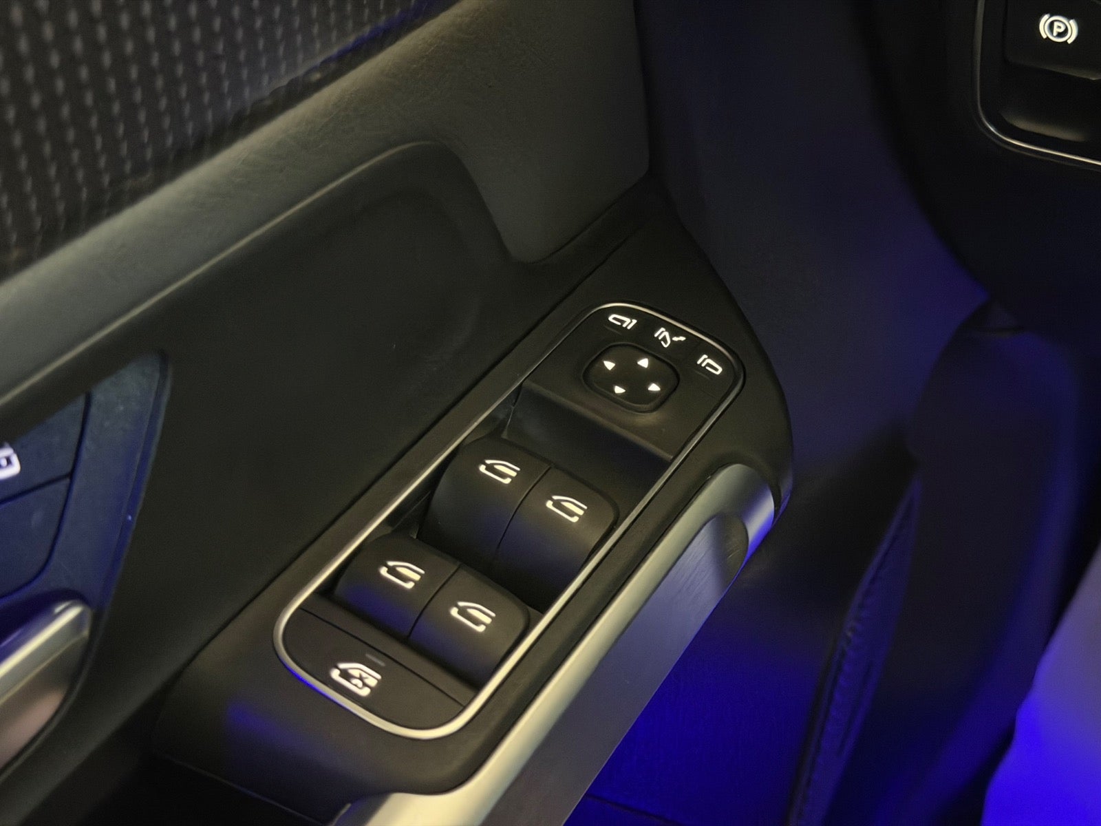 Mercedes EQB250+ Electric Art 7prs