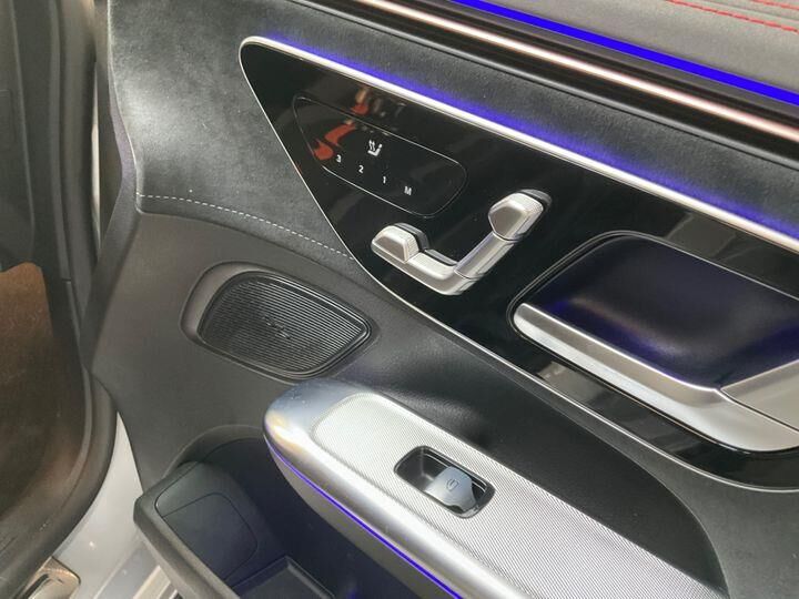 Mercedes EQE350 AMG Line billede 8