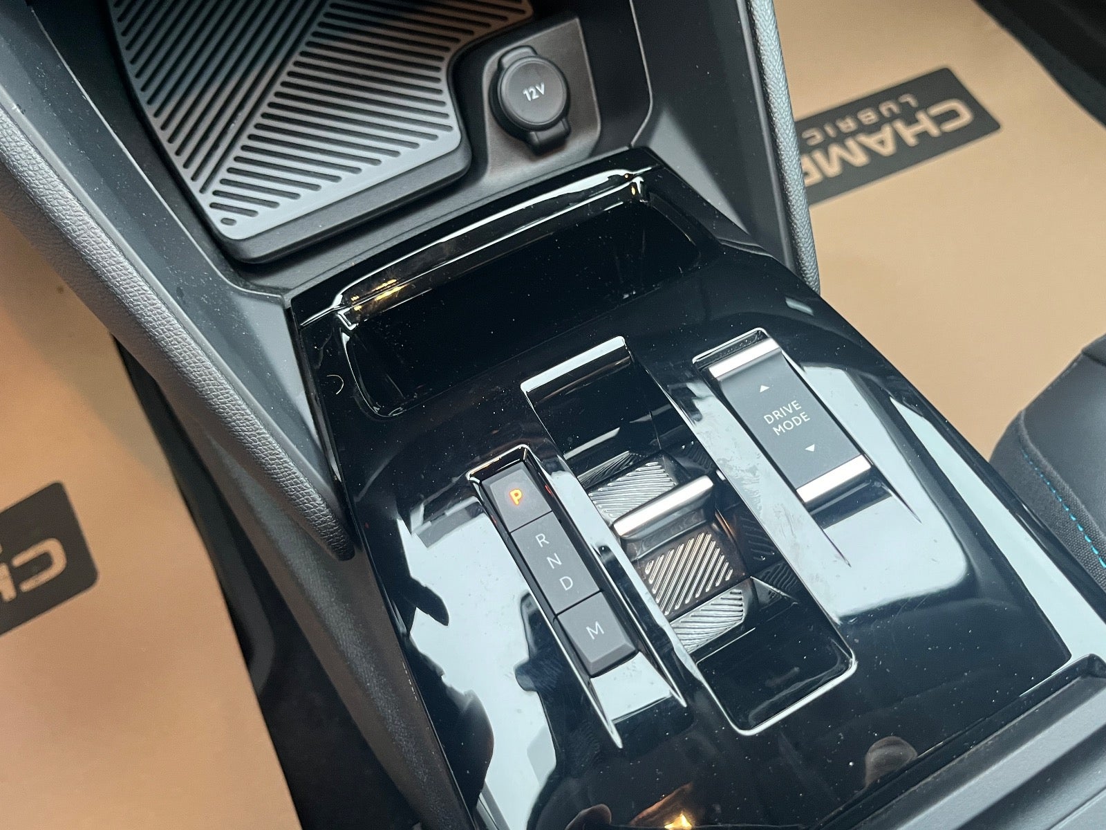 Billede af Citroën C4 X 1,2 PureTech 130 Chevron Sport EAT8