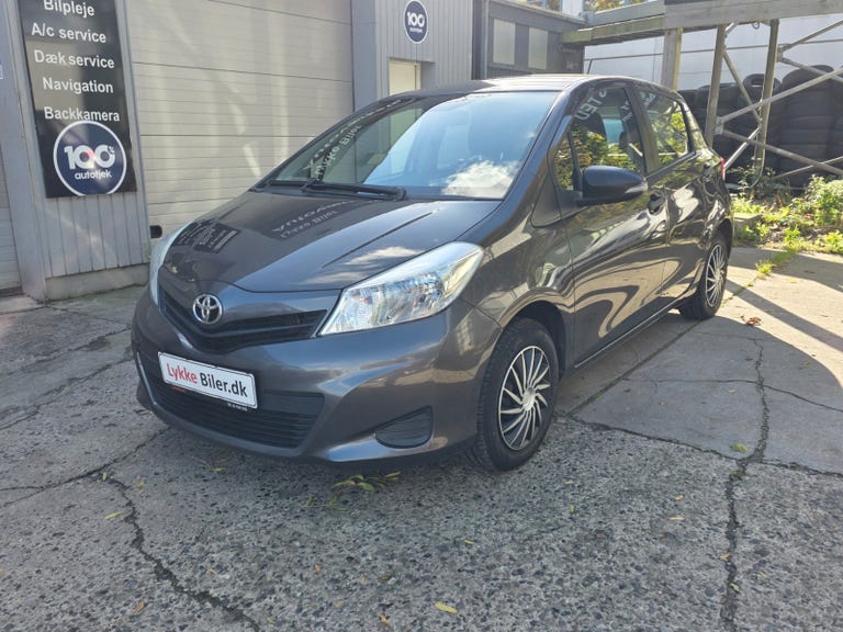 Toyota Yaris VVT-i T2