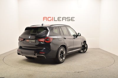 BMW iX3 Impressive M-Sport