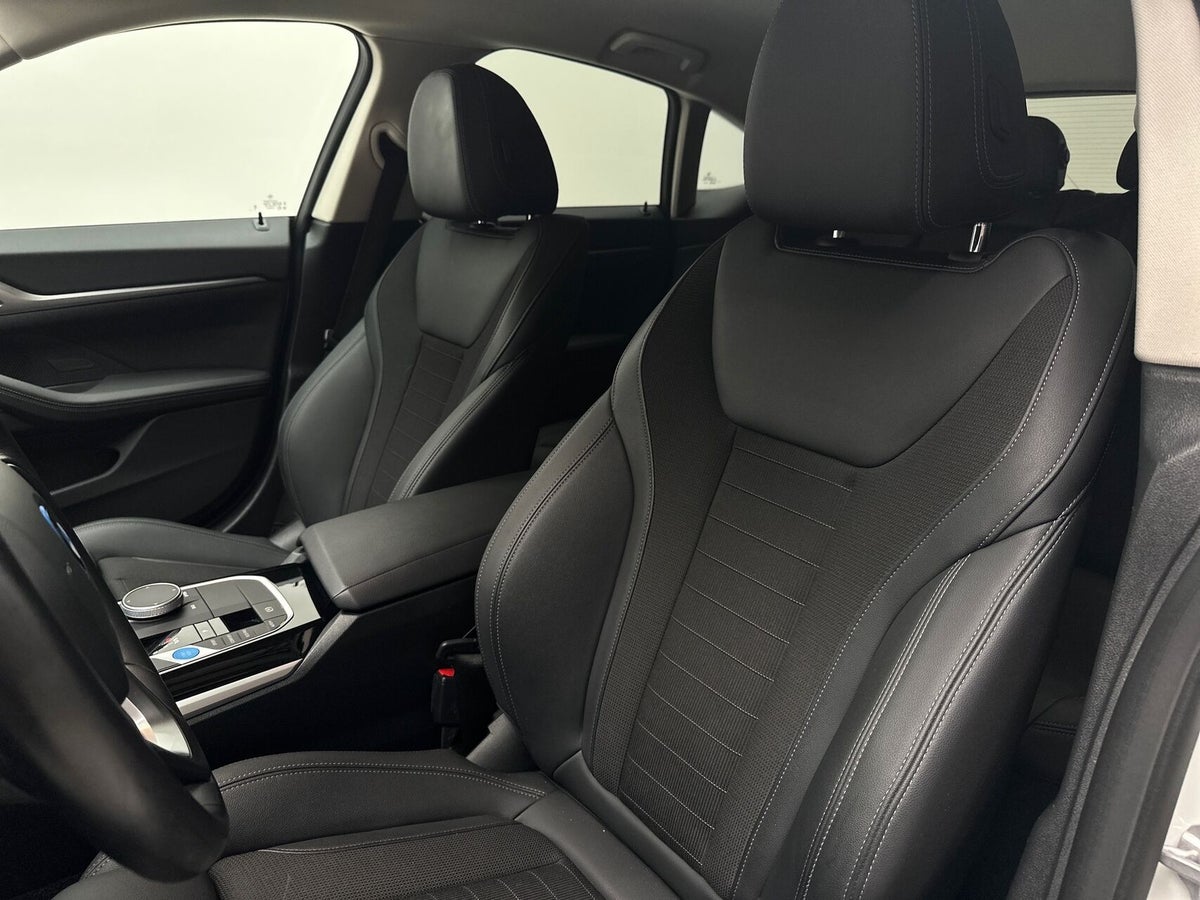 BMW i4 eDrive40 billede 17