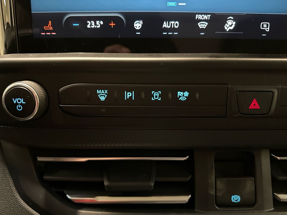 Ford E-Transit Custom 320L Limited billede 17