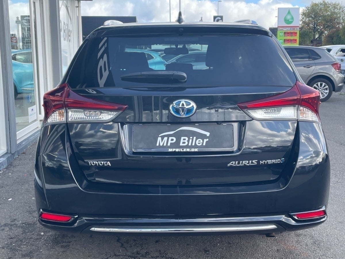 Billede af Toyota Auris 1,8 Hybrid H2 Comfort Touring Sports CVT