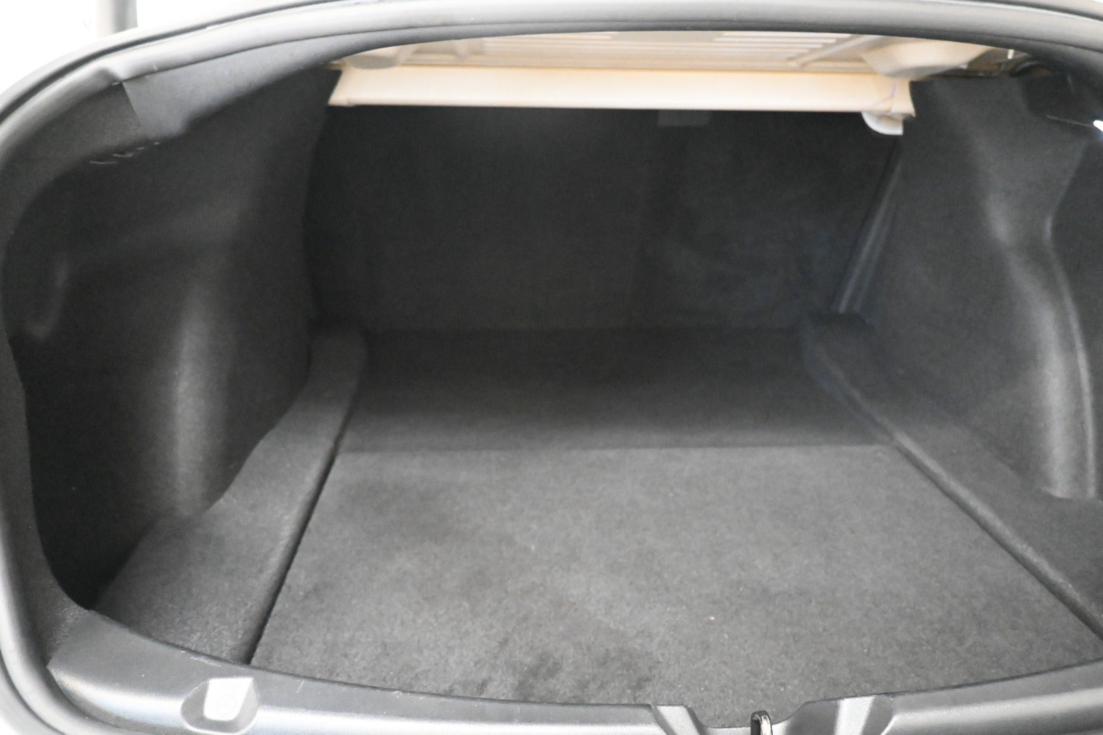 Tesla Model 3 Standard Range+ RWD