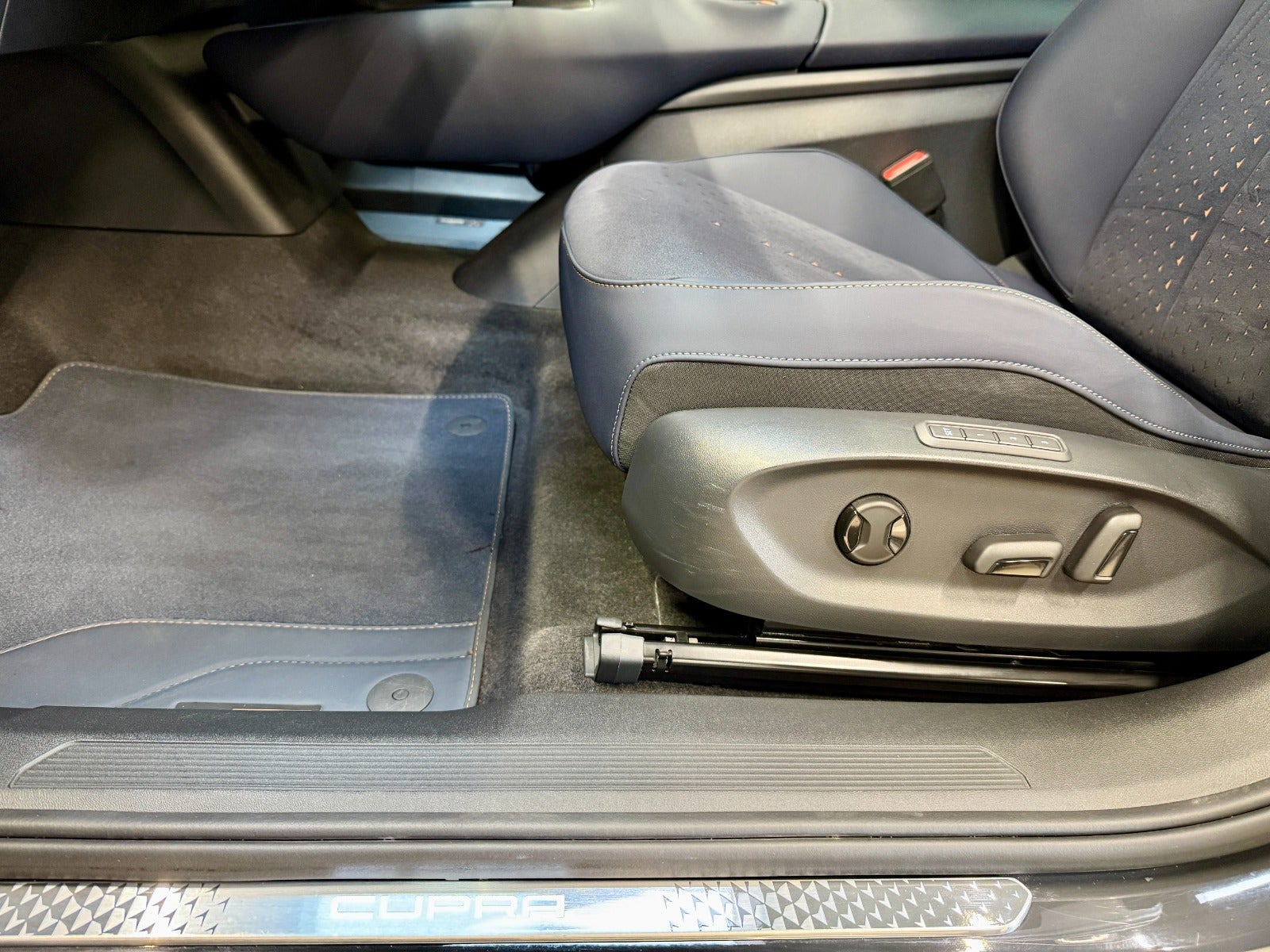 Billede af Cupra Tavascan 77 VZ Adrenaline