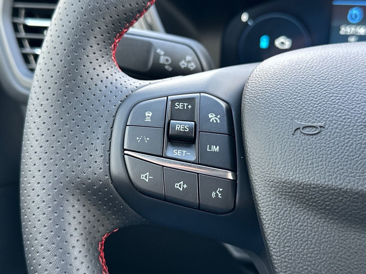 Ford Kuga PHEV ST-Line X CVT billede 15