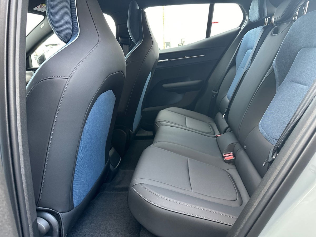 Volvo EX30 Extended Range Plus billede 12
