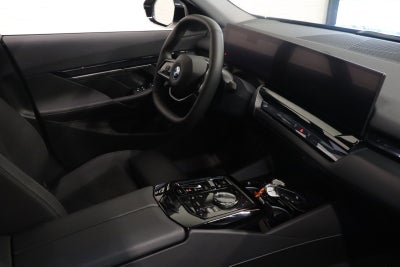 BMW i5 eDrive40 Sport Line