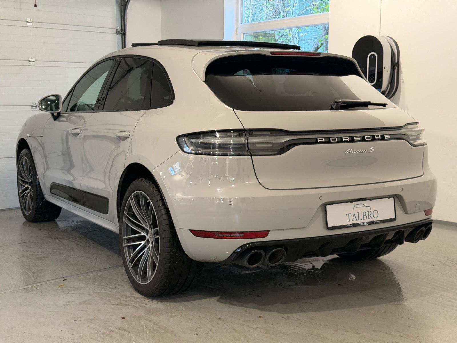 Porsche – Macan S
