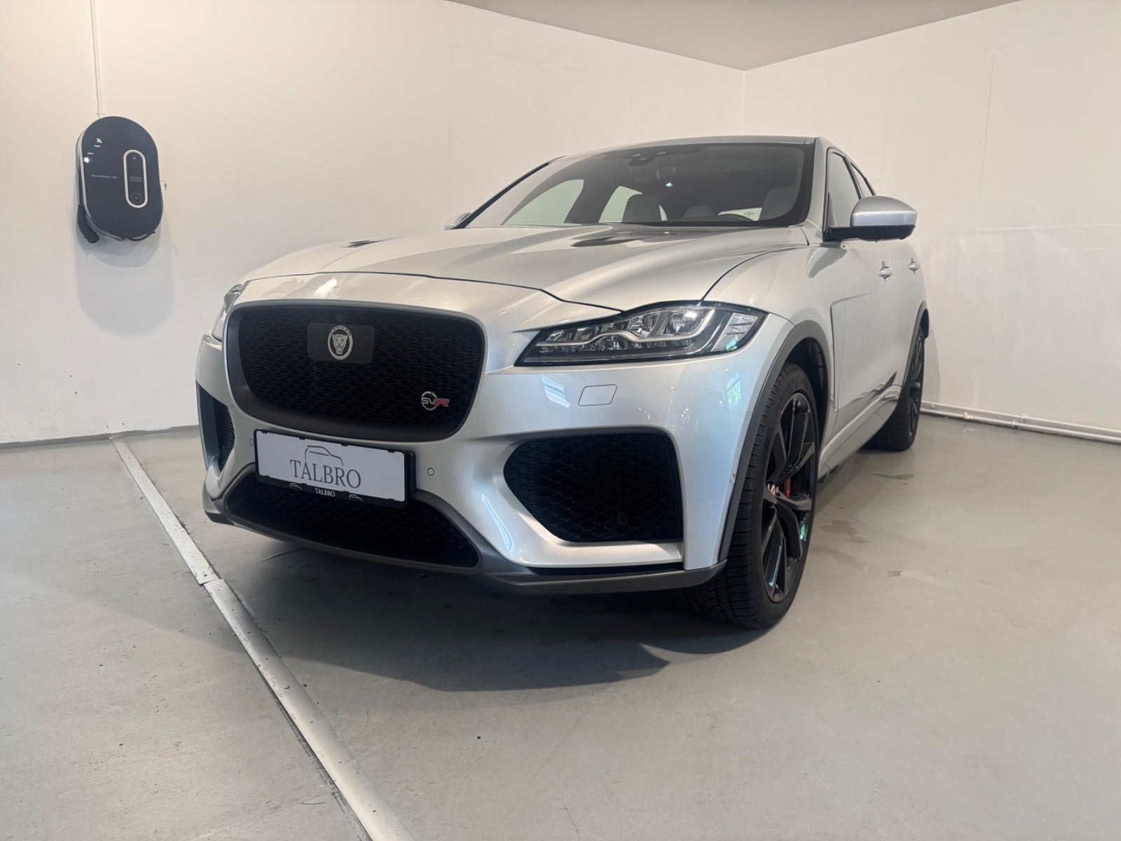 Jaguar – F-Pace