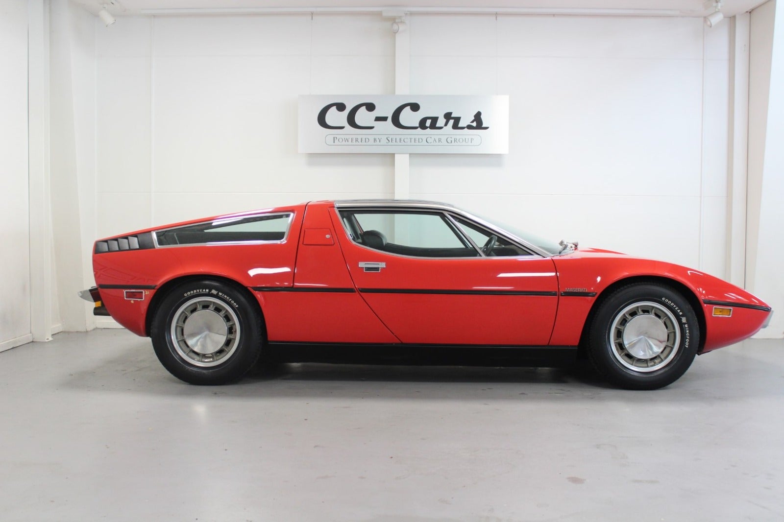 Maserati Bora 4,9