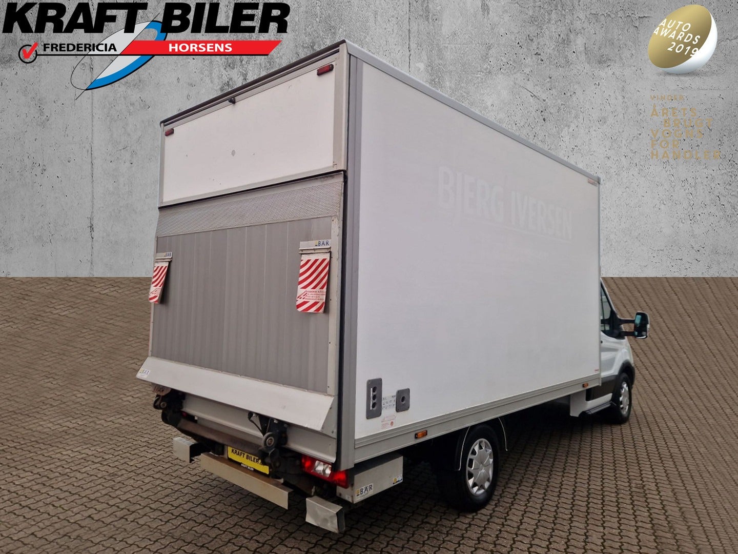 Billede af Ford Transit 350 L3 Chassis 2,0 TDCi 170 Alukasse m/lift aut. FWD