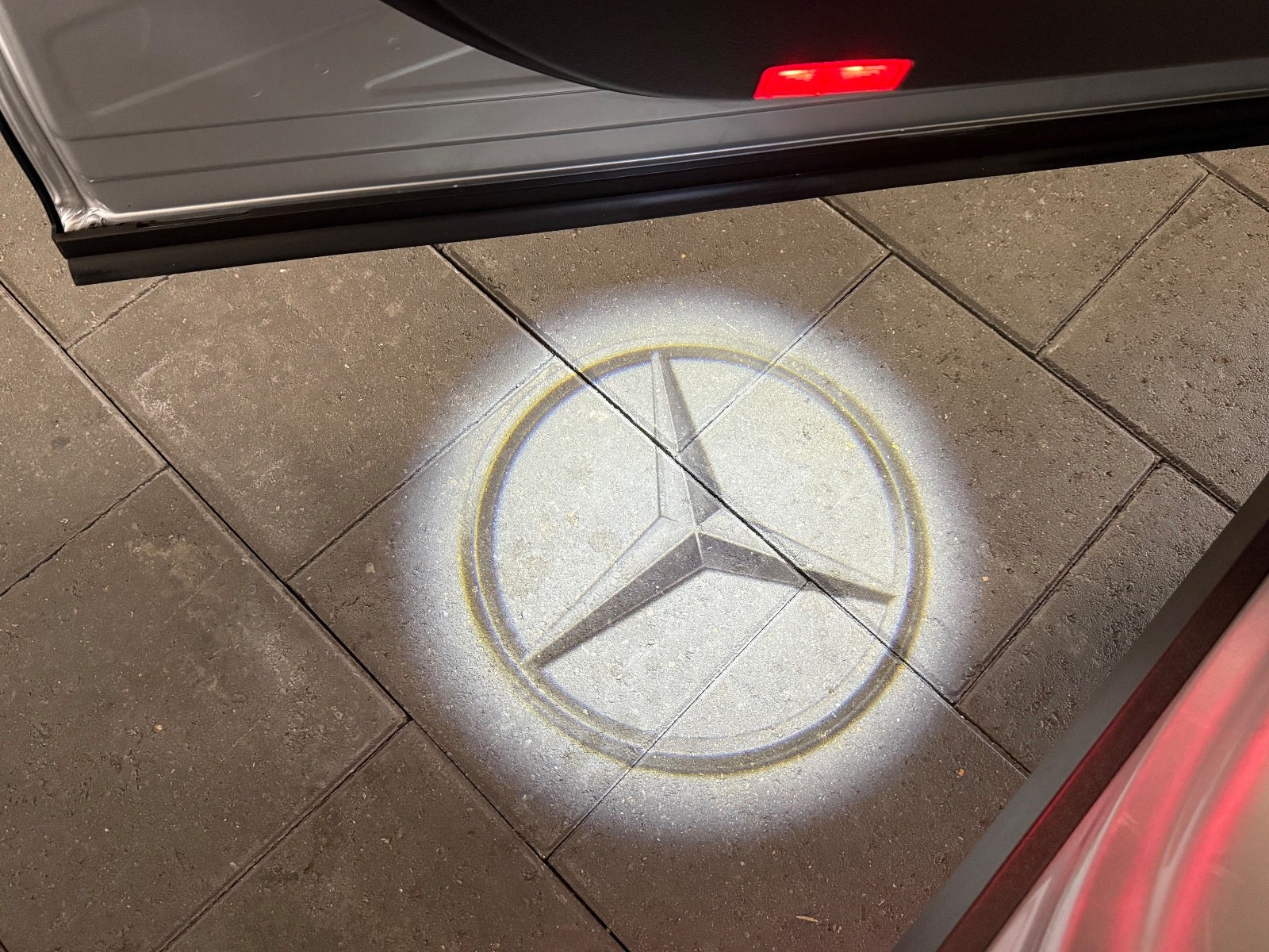 Billede af Mercedes EQB300  AMG Line 4Matic