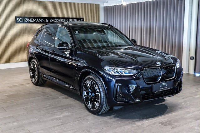 BMW iX3  Charged Plus M-Sport