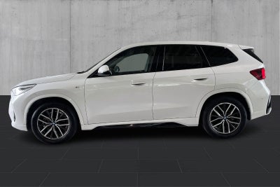 BMW iX1 xDrive30 M-Sport - 1