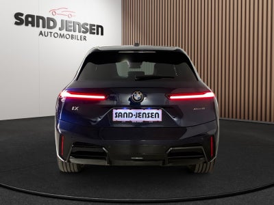 BMW iX xDrive45 M-Sport