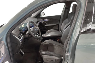 BMW iX1 xDrive30 Fully Charged - 4