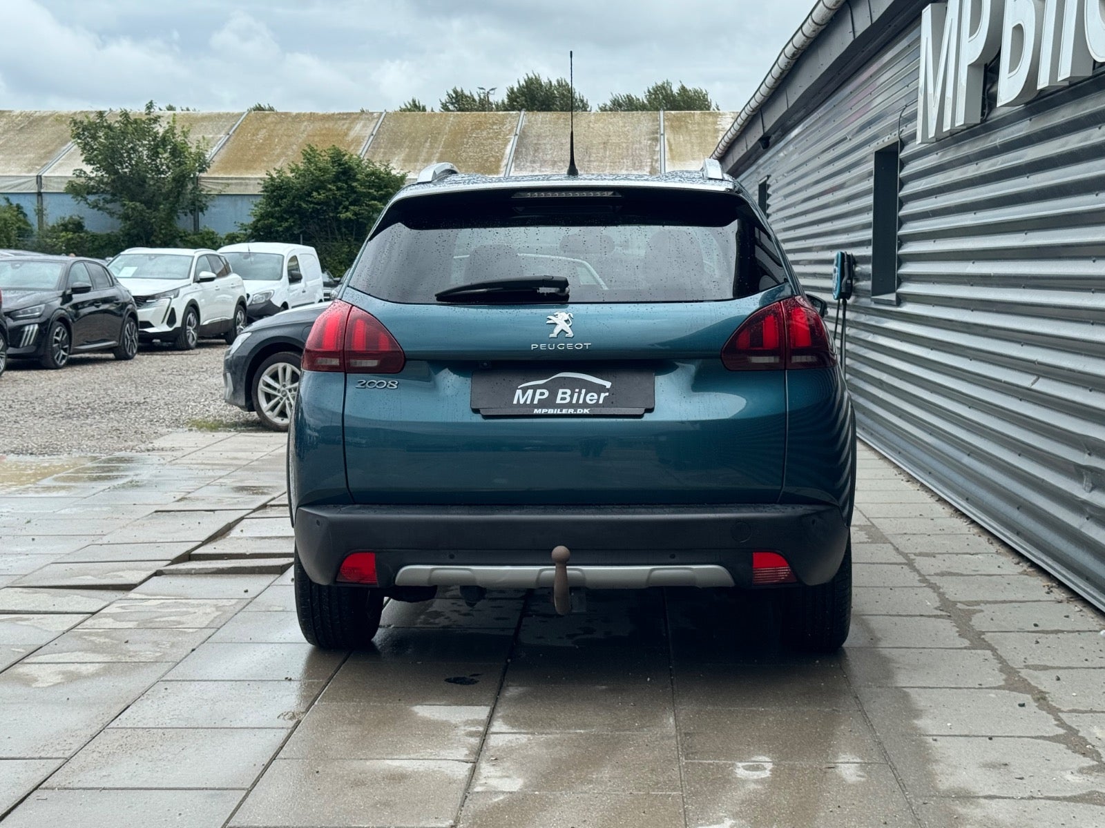 Billede af Peugeot 2008 1,6 BlueHDi 100 Allure Sky
