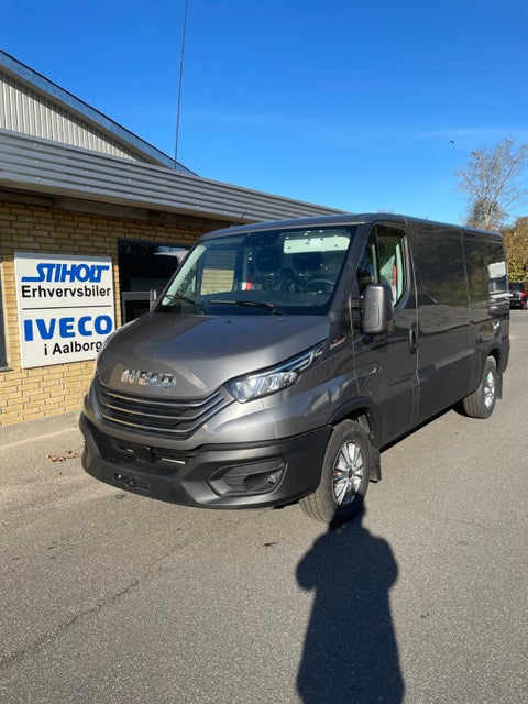 Iveco Daily 3,0 35S18 9m³ Van AG8