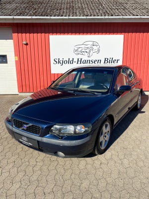 Volvo S60 2,5 T aut. AWD 4d