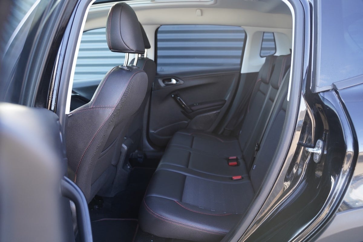 Billede af Peugeot 2008 1,6 BlueHDi 100 GT Line Sky