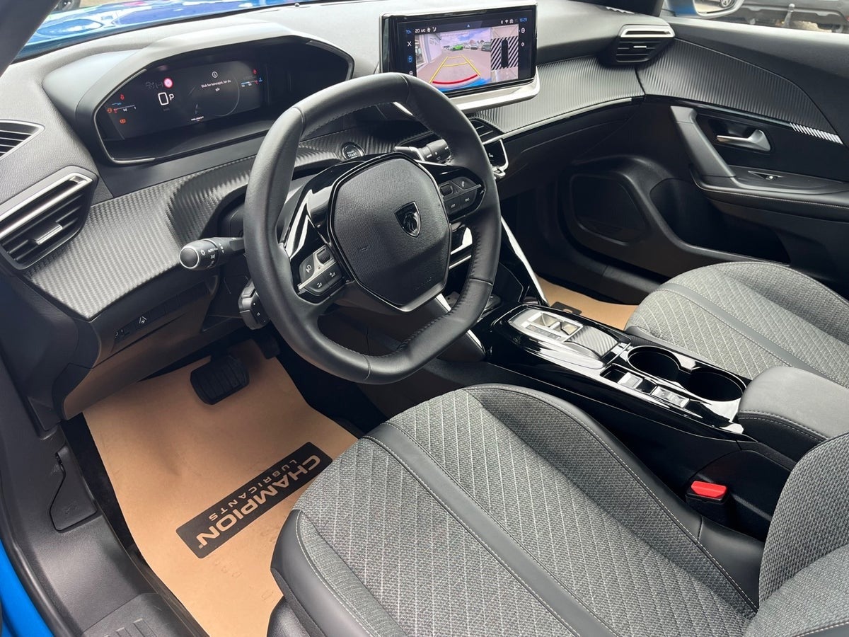 Billede af Peugeot 2008 1,2 PureTech 130 Allure EAT8