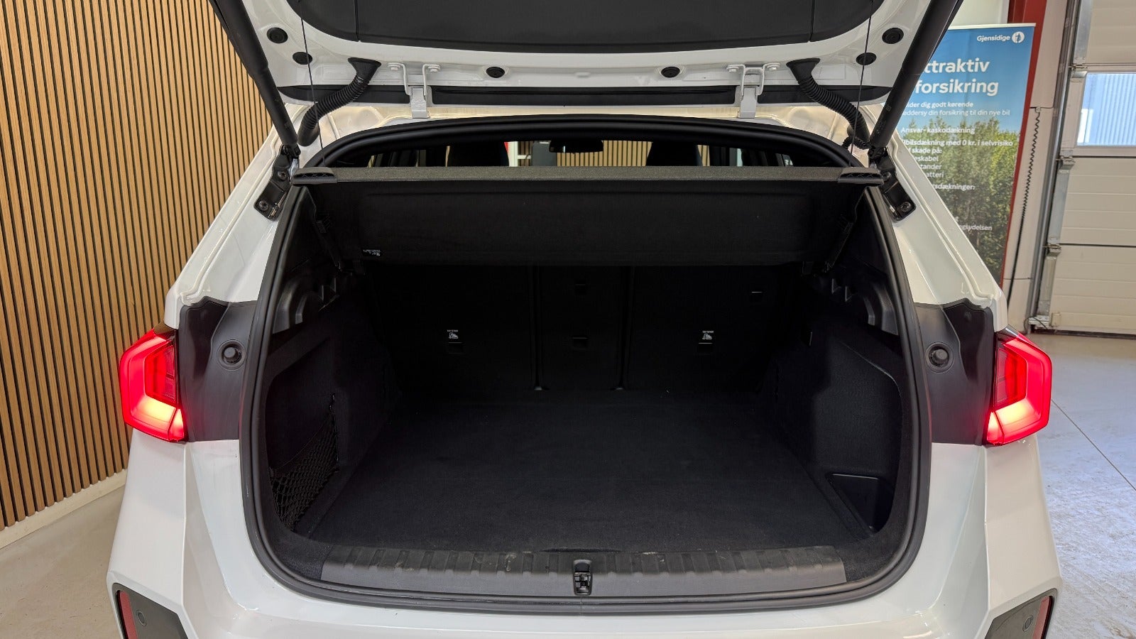 Billede af BMW iX1  xDrive30 Fully Charged M-Sport