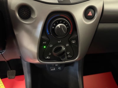 Toyota Aygo VVT-i x-play