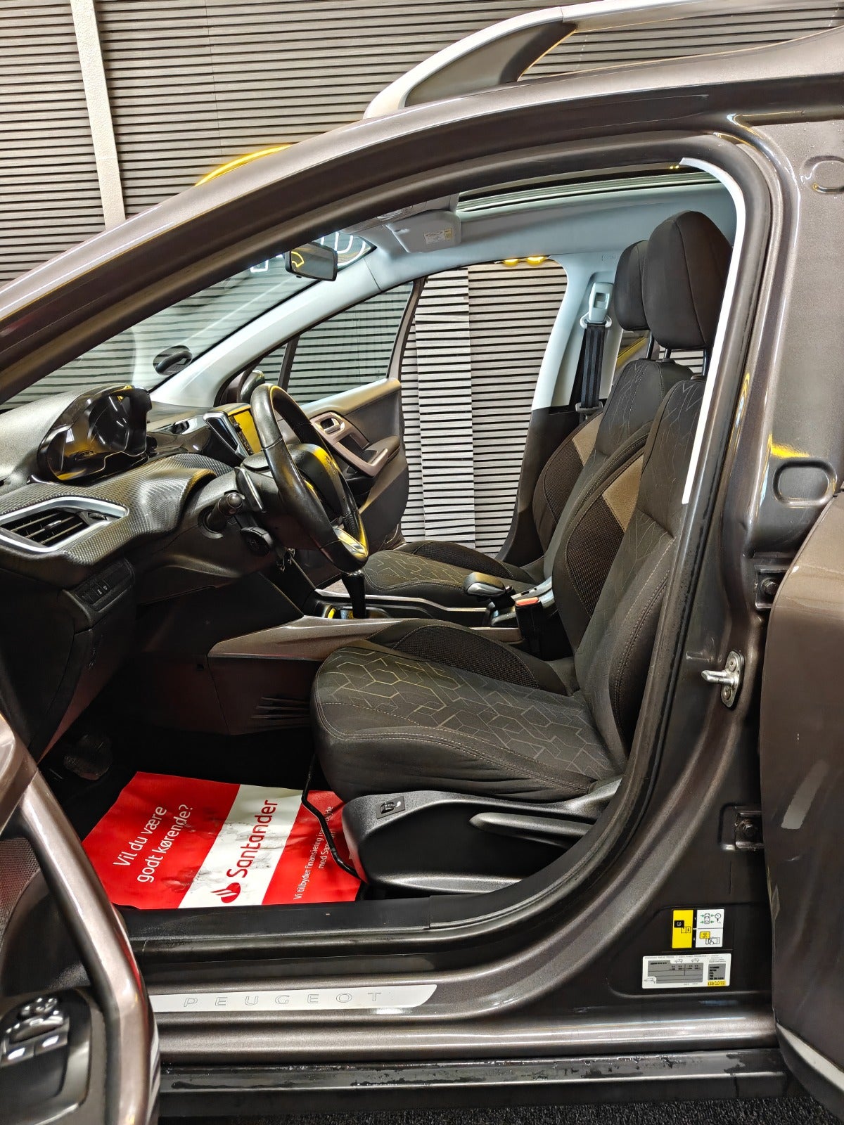 Billede af Peugeot 2008 1,2 e-VTi 82 Active Sky ESG