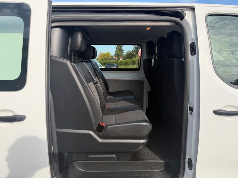 Toyota ProAce D 120 Long Comfort Mandskabsvogn