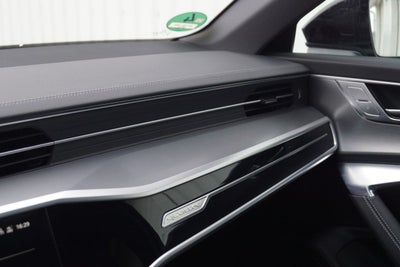 Audi A6 TFSi e S-line Avant quattro S-tr.