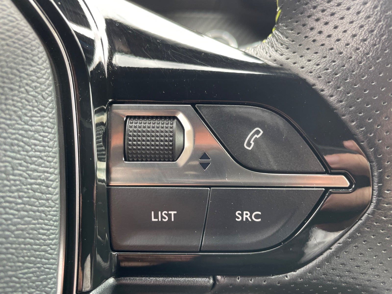 Billede af Peugeot e-2008 50 GT Line