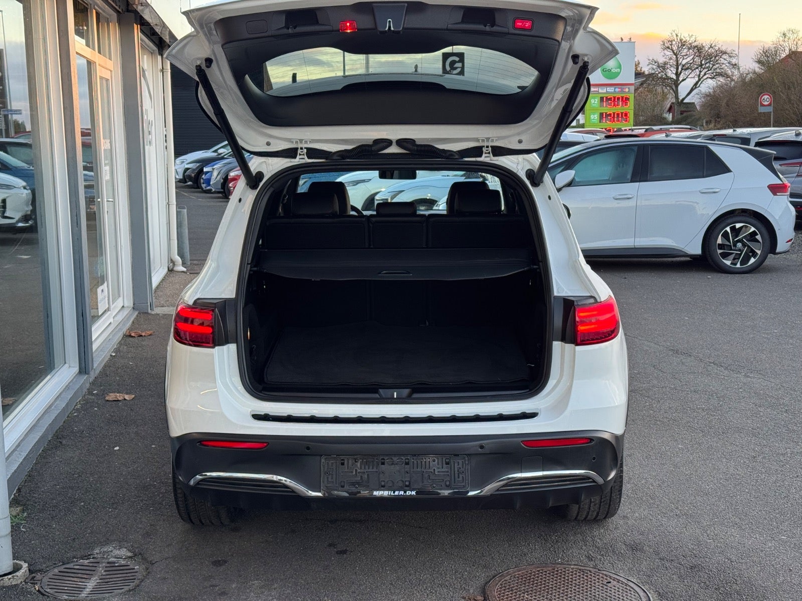 Billede af Mercedes EQB250+ AMG Line