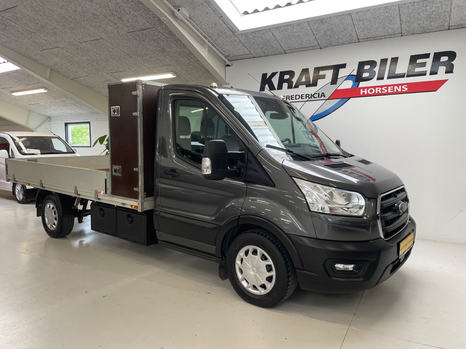 Billede af Ford Transit 350 L3 Chassis 2,0 TDCi 170 Trend aut. H1 FWD