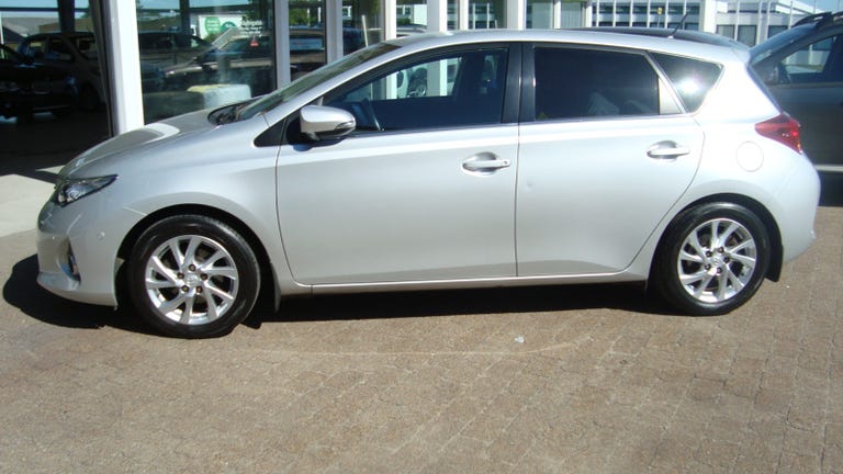 Toyota Auris VVT-i T2 Premium Comfort Touring Sports