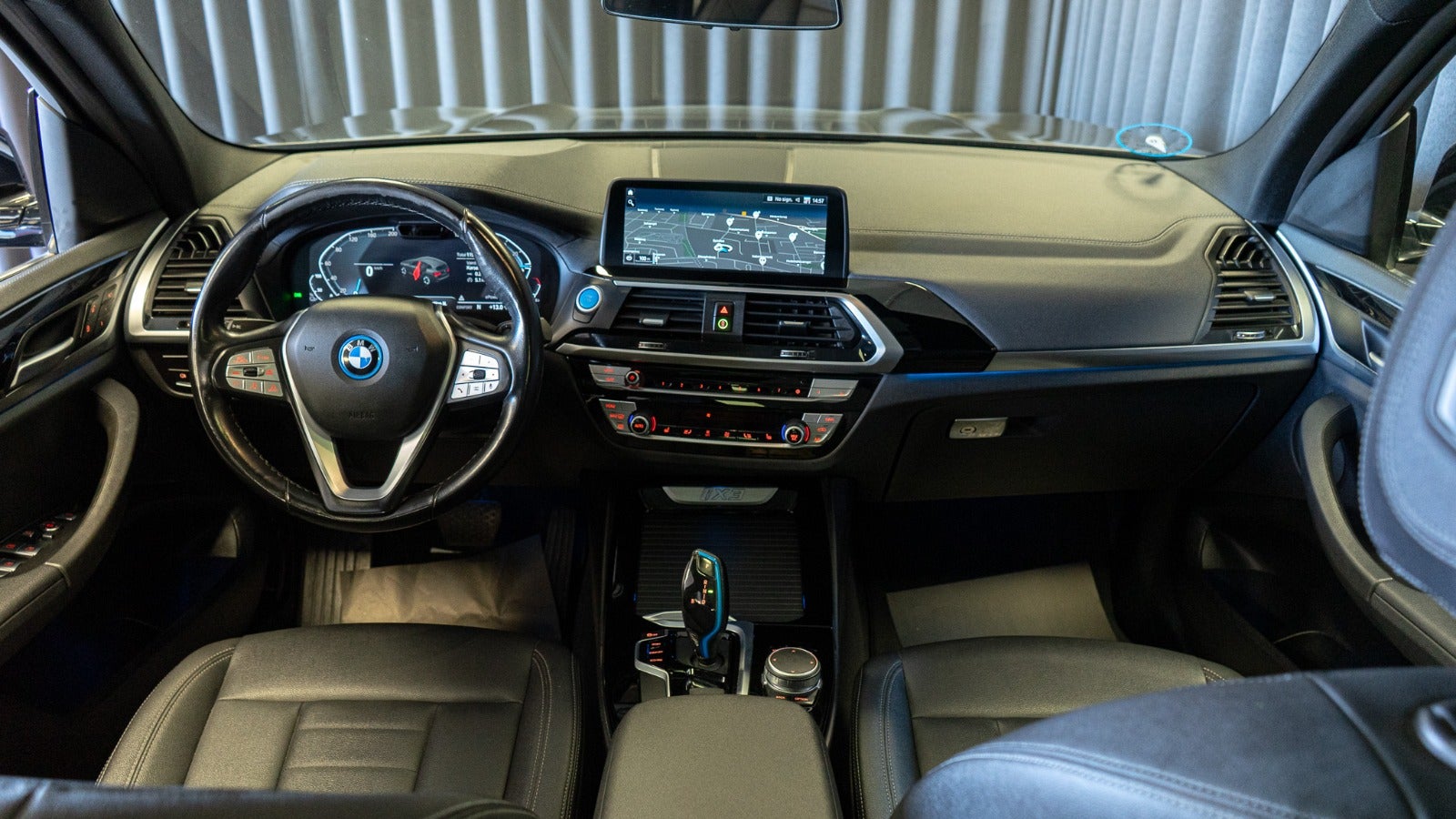 Billede af BMW iX3  Charged