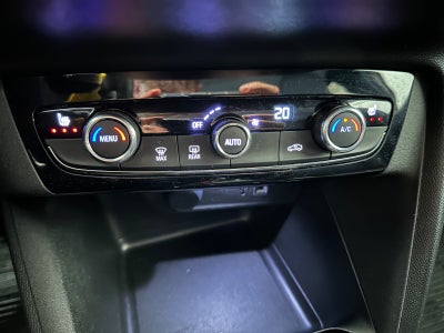Opel Corsa D 102 Edition