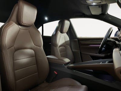 Porsche Macan 4