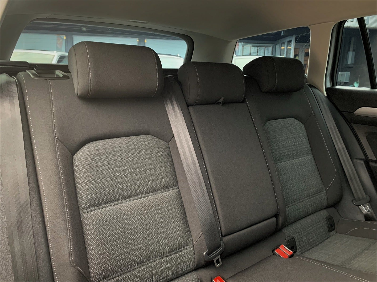 VW Passat TSi 150 Business+ Variant DSG