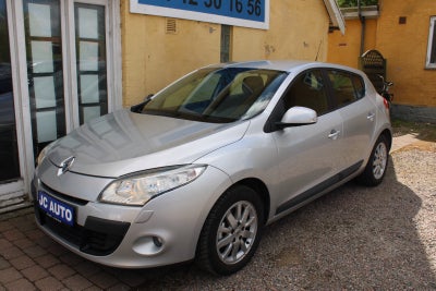 Renault Megane III 1,6 110 Expression 5d