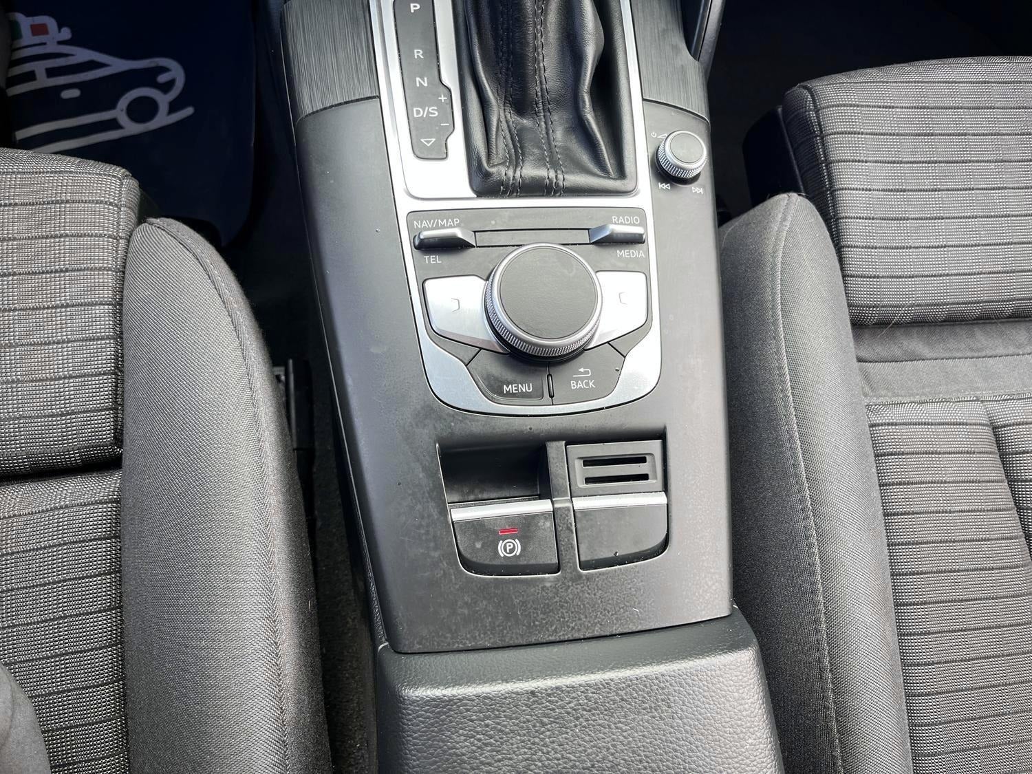 Billede af Audi A3 35 TDi S-line S-tr.