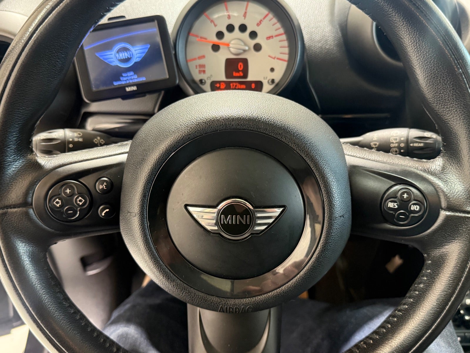 MINI Countryman One D