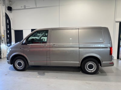 VW Transporter TDi 180 Kassevogn DSG kort